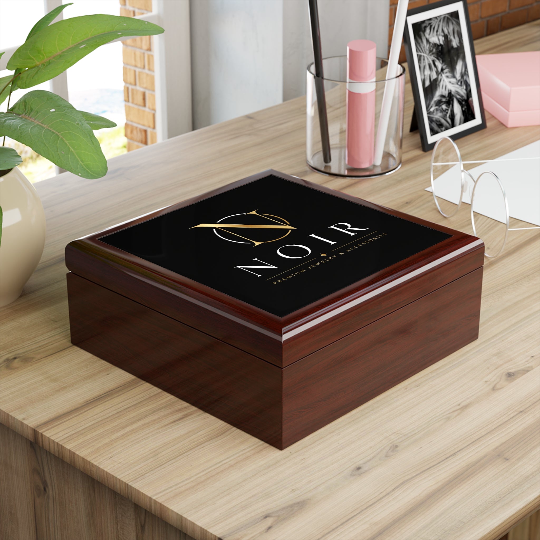 Noir Jewelry Box – Elegant Jewelry Organizer