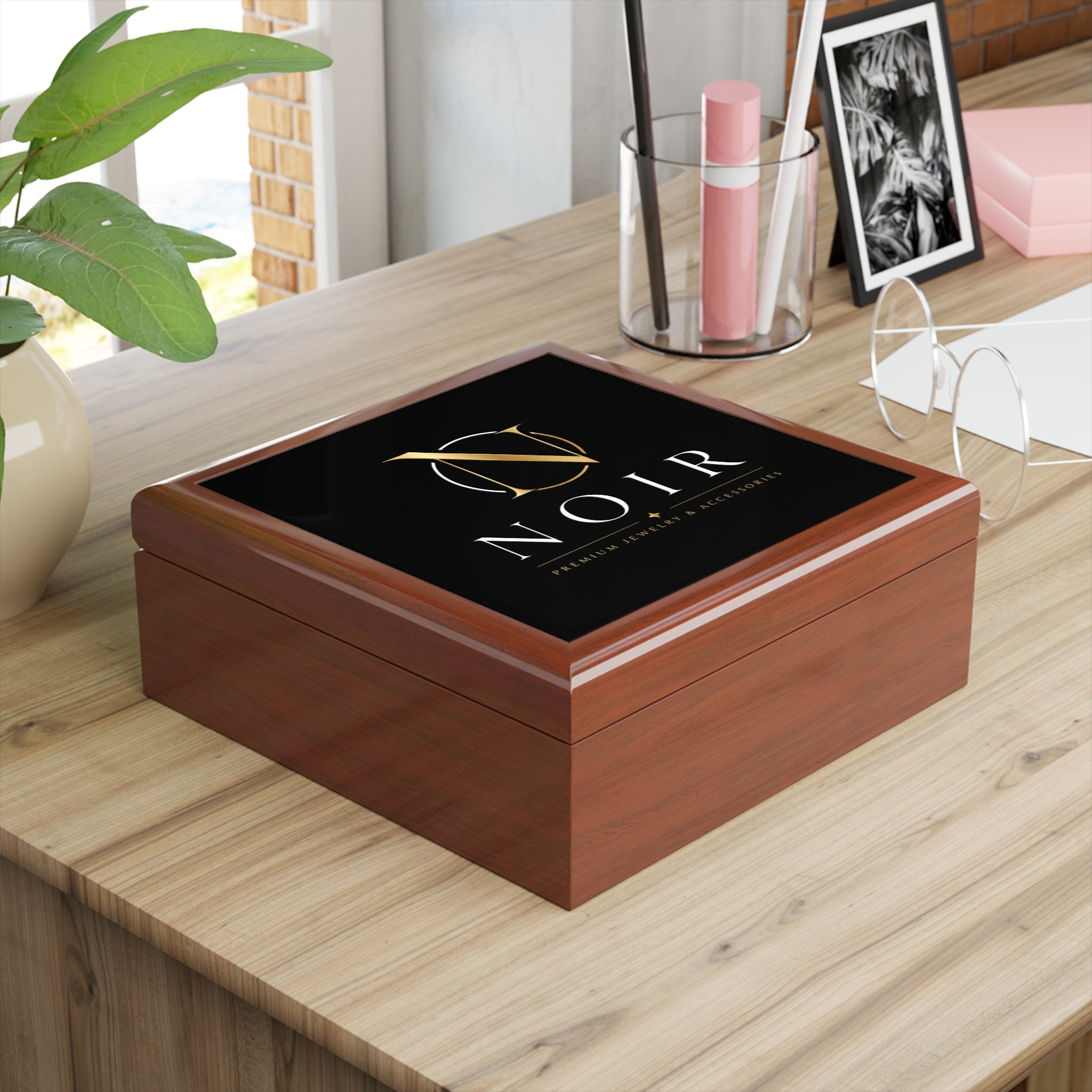 Noir Jewelry Box – Elegant Jewelry Organizer